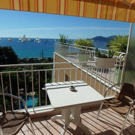 Apart Otel Veles Cannes