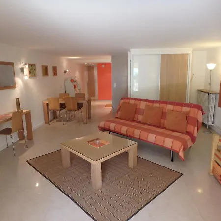 Apart Otel Veles 3*