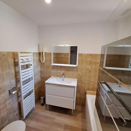 Apart Otel Veles 3*